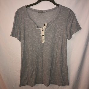 BKE Gray T-Shirt Size Women’s Small